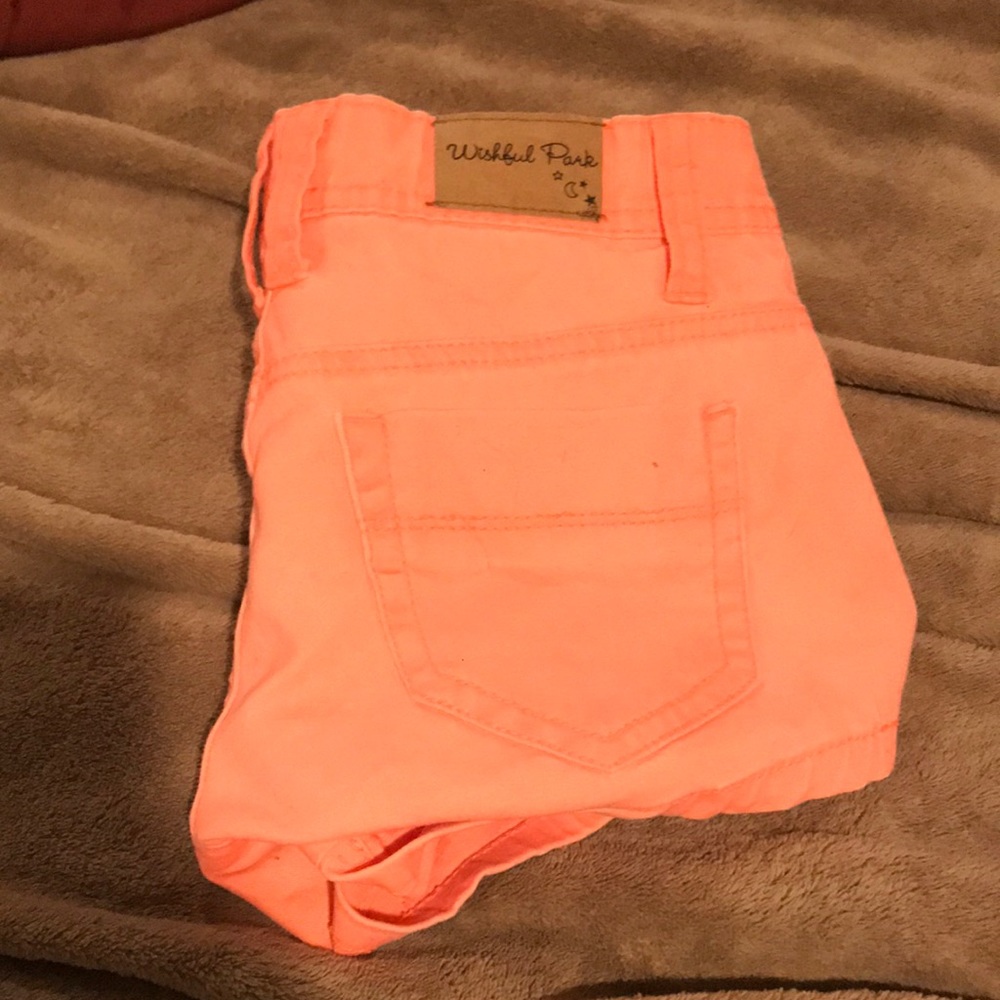 Shorts - Picture 2 of 3